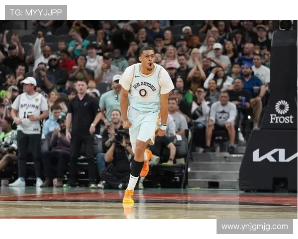 凯尔登谈抢前场板的重要性与成为能量球员的决心 凯尔登谈抢前场板的重要性与成为能量球员的决心